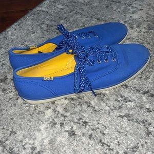 Keds sneakers - Lightly worn. Size 8